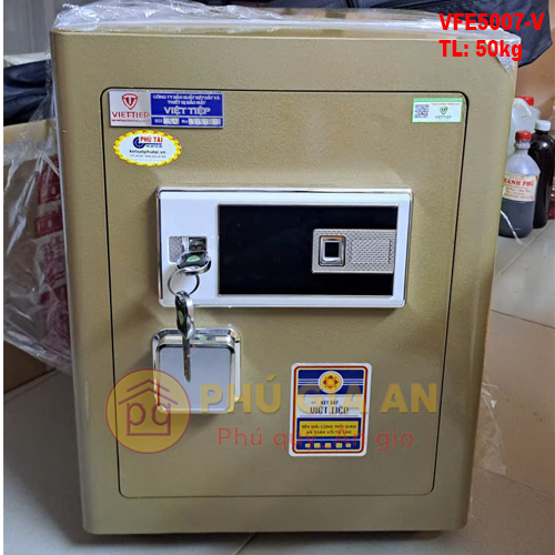Két sắt Việt Tiệp VFE5007 vân tay mã số vàng đồng - Model mới