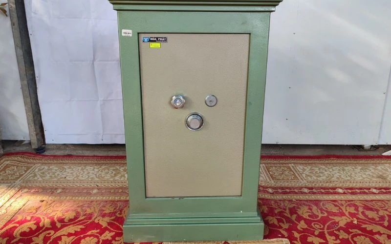 Có nên mua két sắt cũ giá rẻ? Nếu mua két sắt cũ bạn nhất định phải biết điều này